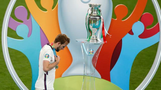 九游娱乐-信心满满要转会的凯恩 是如何被热刺主席击败的？